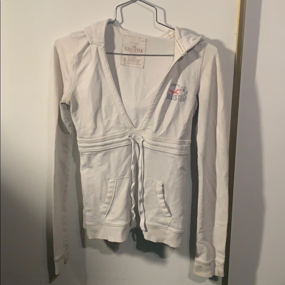 Hollister top
